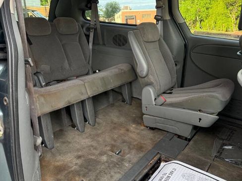Used 2007 Dodge Grand Caravan SXT FWD image 14