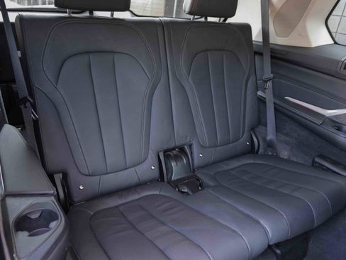 Used 2020 BMW X7 xDrive40i w/ Premium Package image 37