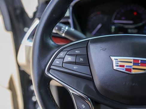 Used 2019 Cadillac XT5 Luxury FWD image 13