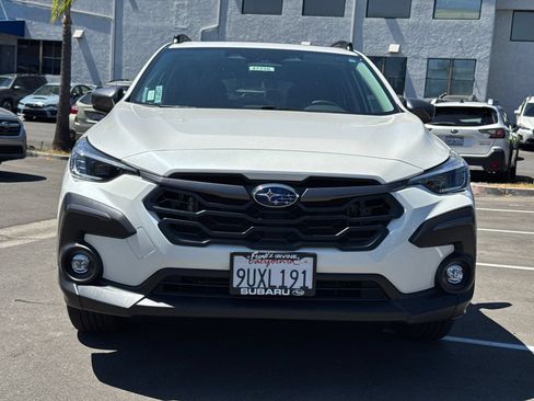Certified 2025 Subaru Crosstrek 2.5i Limited w/ Crosstrek Mirror Package AWD/4WD image 3