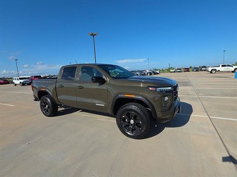 Used 2024 GMC Canyon Elevation w/ Convenience Package RWD image 4
