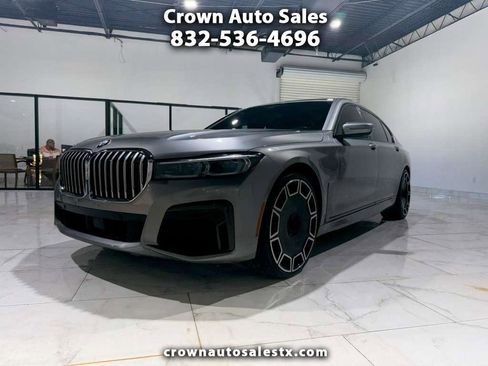 Used 2020 BMW 750i xDrive w/ Executive Package image 1