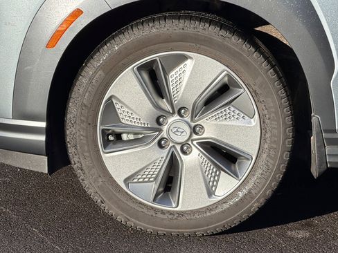 Used 2020 Hyundai Kona Limited image 38