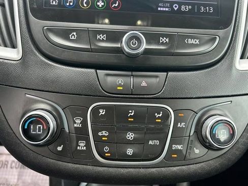 Used 2024 Chevrolet Malibu LT FWD image 27