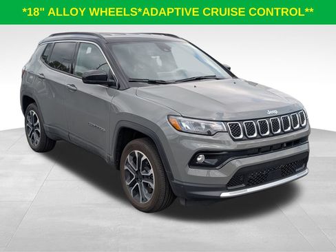 Used 2023 Jeep Compass Limited AWD/4WD image 3