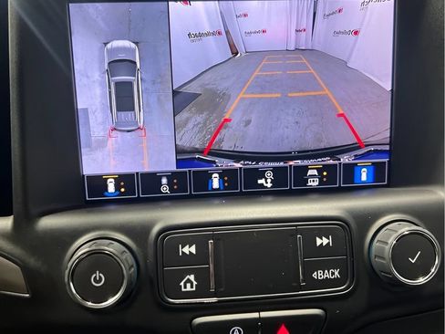 Used 2022 GMC Terrain AT4 w/ Infotainment Package II AWD/4WD image 14