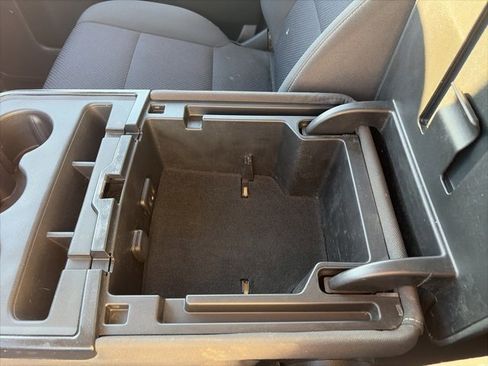 Used 2018 Chevrolet Silverado 1500 LT w/ All Star Edition image 25