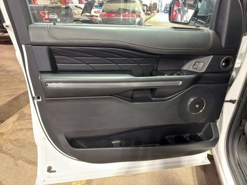 Used 2020 Ford Expedition Max Platinum AWD/4WD image 26