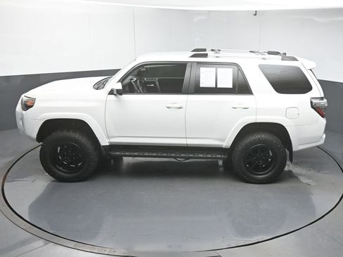 Used 2020 Toyota 4Runner SR5 image 42