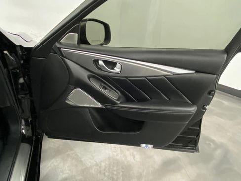 Used 2017 INFINITI Q50 Red Sport 400 image 45