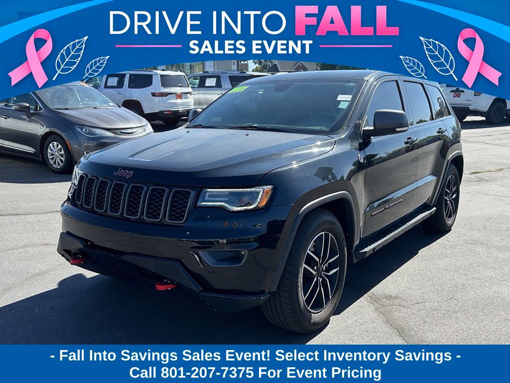 Used 2021 Jeep Grand Cherokee Trailhawk w/ Premium Lighting Group AWD/4WD image 2