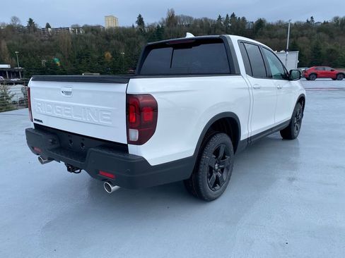 New 2026 Honda Ridgeline Black Edition image 11