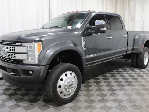 Used 2018 Ford F450 Platinum w/ Platinum Ultimate Package image 31