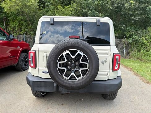 Used 2025 Ford Bronco Outer Banks AWD/4WD image 5