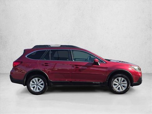 Used 2019 Subaru Outback 2.5i Premium w/ Protection Package #1 AWD/4WD image 4