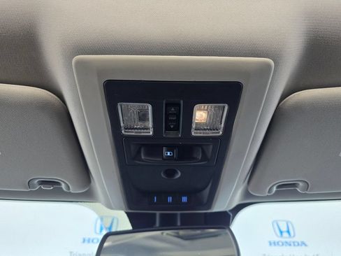 Used 2015 RAM 1500 Sport w/ Convenience Group RWD image 16
