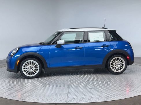 New 2026 MINI Cooper 4-Door Hardtop image 5