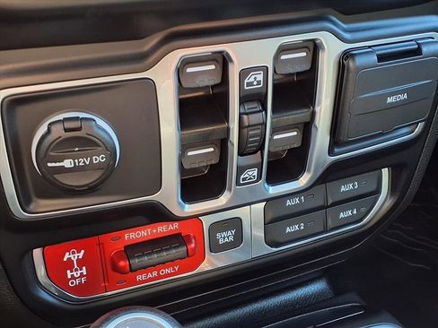 Used 2023 Jeep Wrangler Unlimited Rubicon 4xe w/ Cold Weather Group image 19