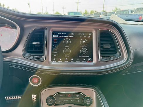 Used 2023 Dodge Challenger SRT Hellcat w/ Driver Convenience Group image 12