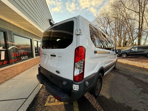 Used 2015 Ford Transit 350 XLT image 6