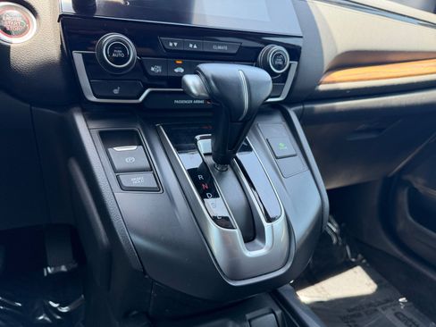Used 2019 Honda CR-V Touring image 18