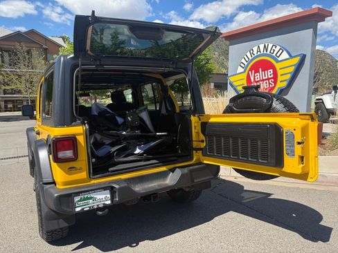 Used 2020 Jeep Wrangler Unlimited Sport image 8