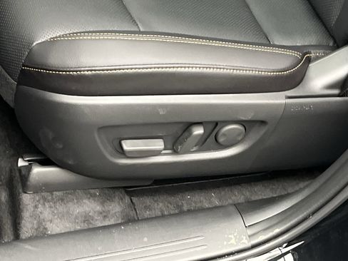 New 2026 MAZDA CX-90 Plug-In Hybrid w/Premium Sport AWD/4WD image 11