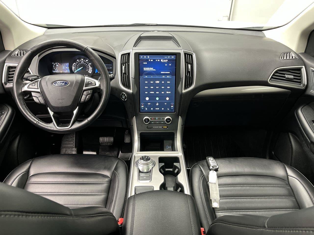 Certified 2024 Ford Edge SEL w/ Convenience Package AWD/4WD image 4