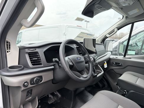 New 2026 Ford Transit 150 Low Roof RWD image 8