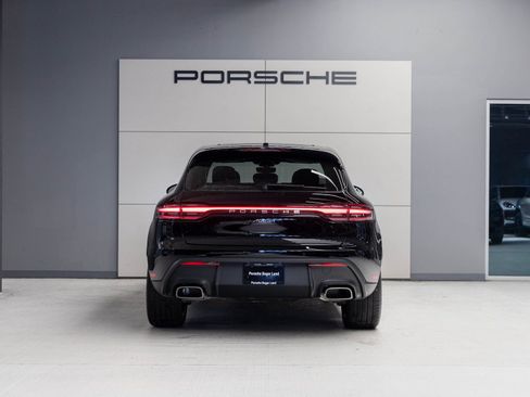 Certified 2026 Porsche Macan image 6