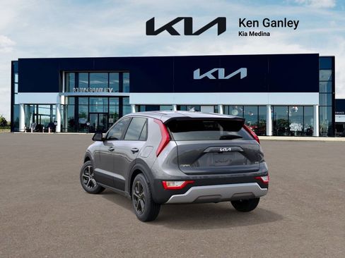 New 2026 Kia Niro LX image 4