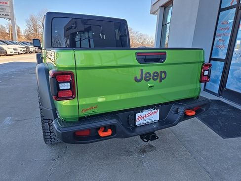New 2026 Jeep Gladiator Mojave image 8
