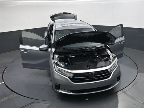 Used 2024 Honda Odyssey Touring image 40