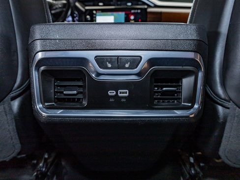 Used 2024 GMC Sierra 2500 Denali Ultimate image 26