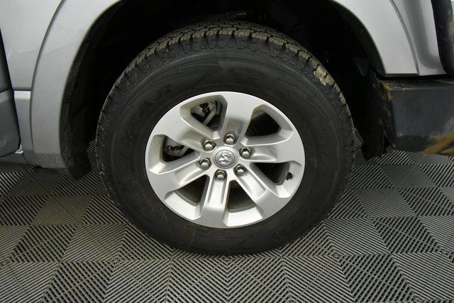 Used 2021 RAM 1500 Laramie AWD/4WD image 17