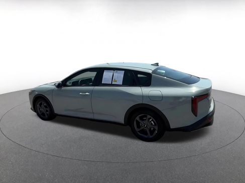 Used 2026 Kia K4 FWD image 10