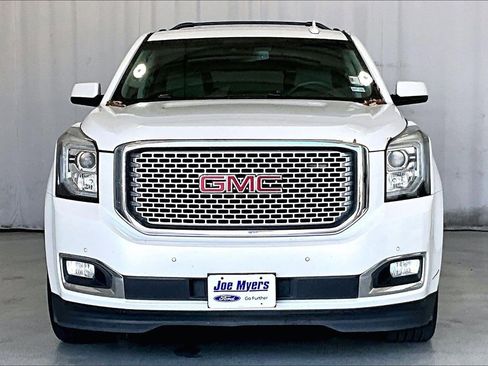 Used 2017 GMC Yukon Denali w/ Open Road Package image 3