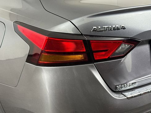 Used 2021 Nissan Altima 2.5 SV image 36