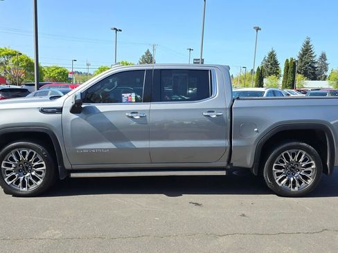 Used 2023 GMC Sierra 1500 Denali Ultimate AWD/4WD image 7