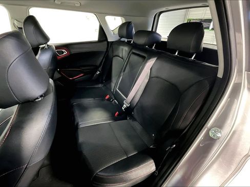 Used 2025 Kia Soul GT-Line image 35