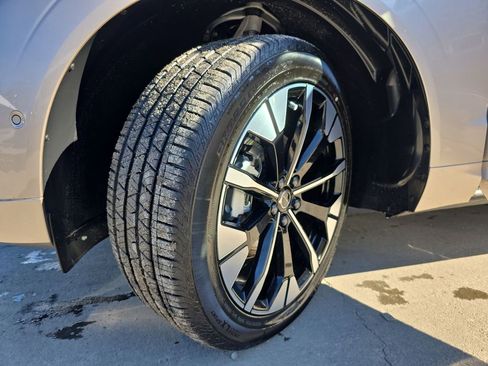 New 2026 Volvo XC60 B5 Plus w/ Protection Package Premier image 43