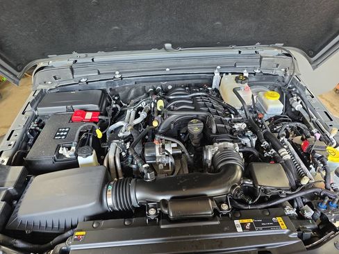 Used 2022 Jeep Wrangler Unlimited Sport AWD/4WD image 29