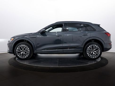 Certified 2024 Audi Q8 e-tron Premium Plus image 6