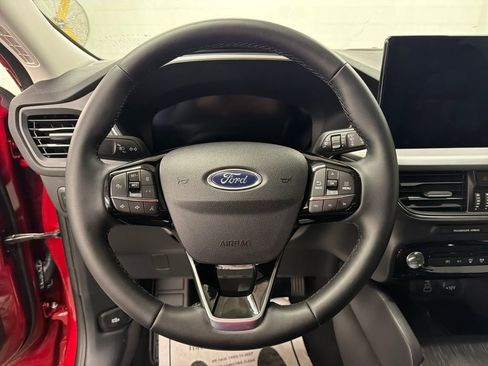 Certified 2026 Ford Escape SE w/ PHEV Premium Package image 18