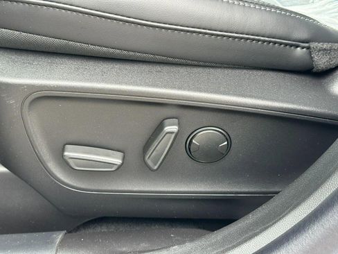 New 2026 Ford Escape PHEV FWD image 10