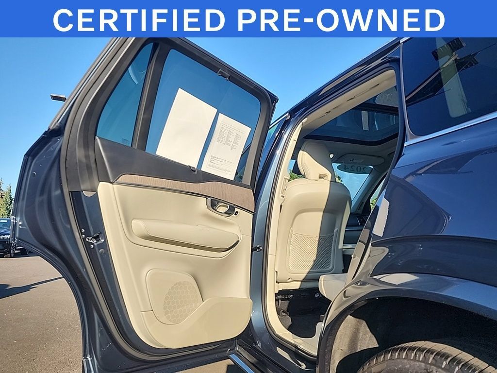 Certified 2024 Volvo XC90 B6 Ultimate w/ Protection Package Premier AWD/4WD image 15