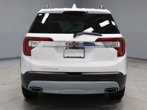 Used 2023 GMC Acadia SLT w/ Preferred Package image 10