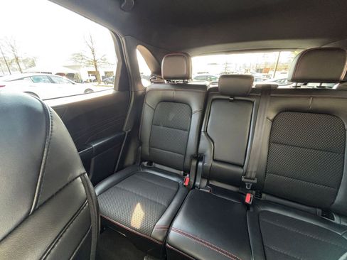 Used 2025 Ford Escape ST-Line image 39