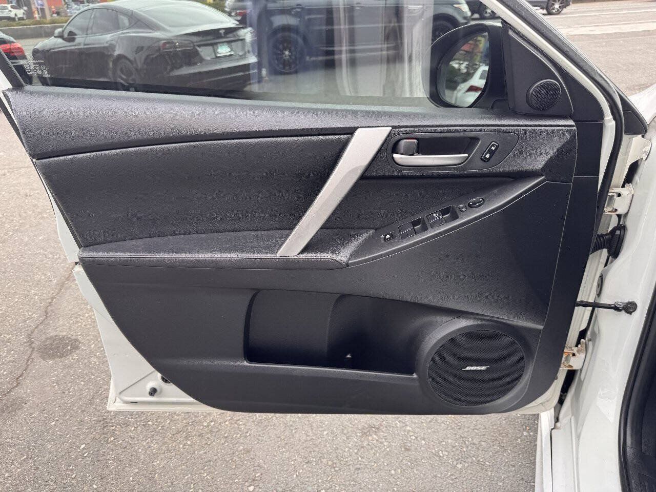 Used 2010 MAZDA MAZDA3 s Grand Touring FWD image 25