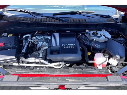Used 2024 Chevrolet Silverado 1500 High Country AWD/4WD image 12
